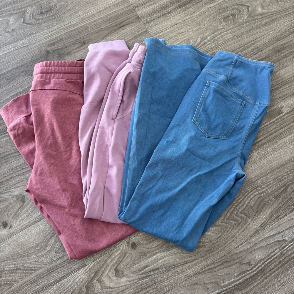 Set of joggers and jeans by Halara